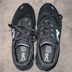 Brand new Men’s On Cloudmonster